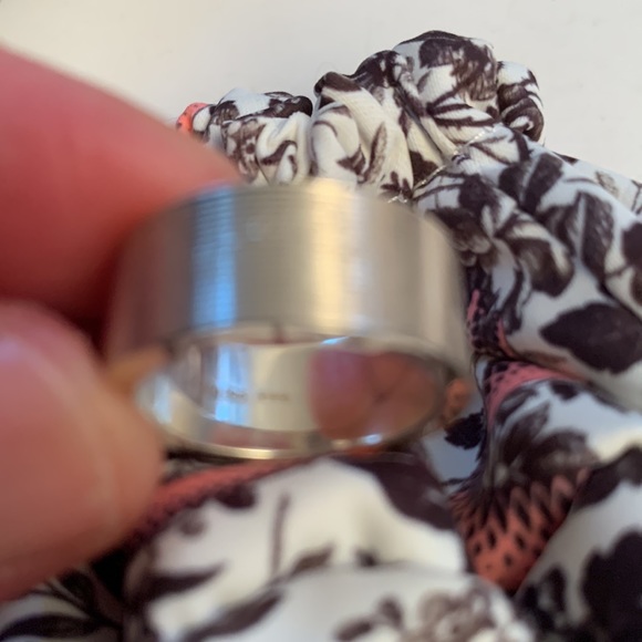 Gucci Silver Ring - Picture 8 of 8